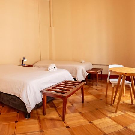 Hostal R10 Bogota Bagian luar foto