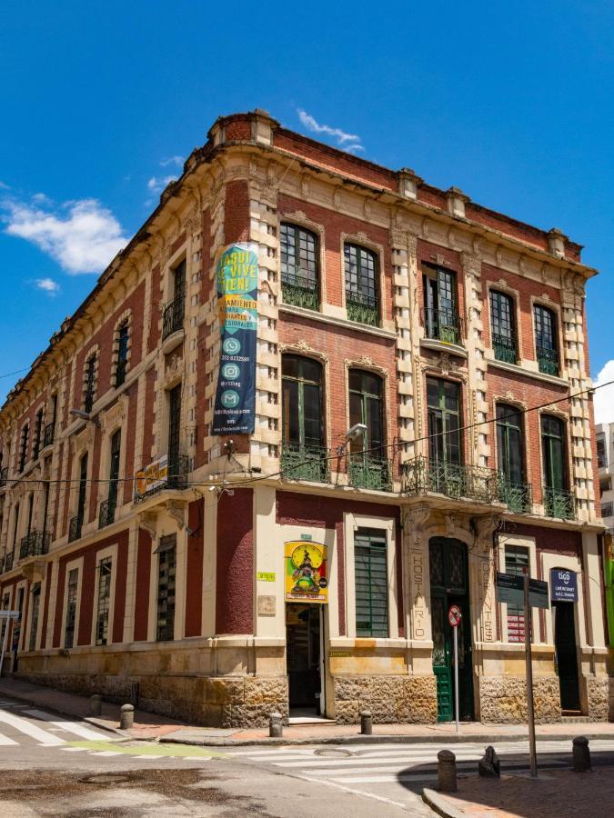 Hostal R10 Bogota Bagian luar foto