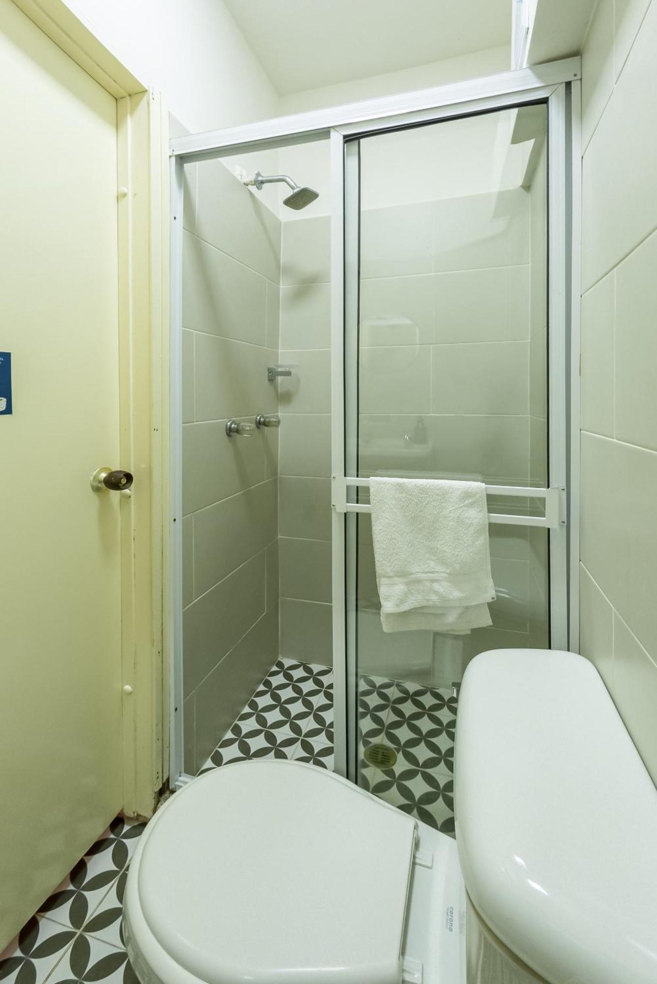 Hostal R10 Bogota Bagian luar foto