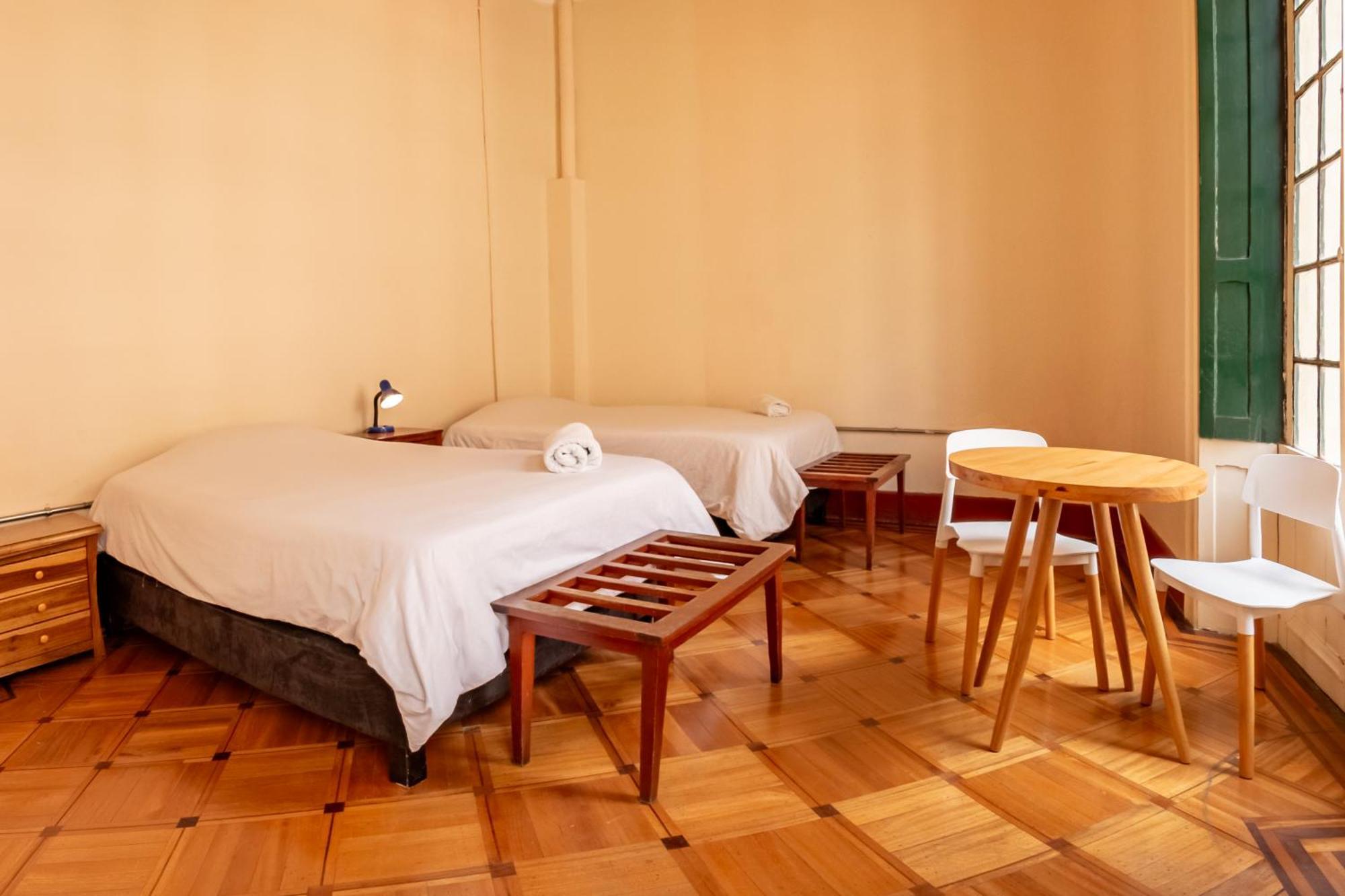 Hostal R10 Bogota Bagian luar foto