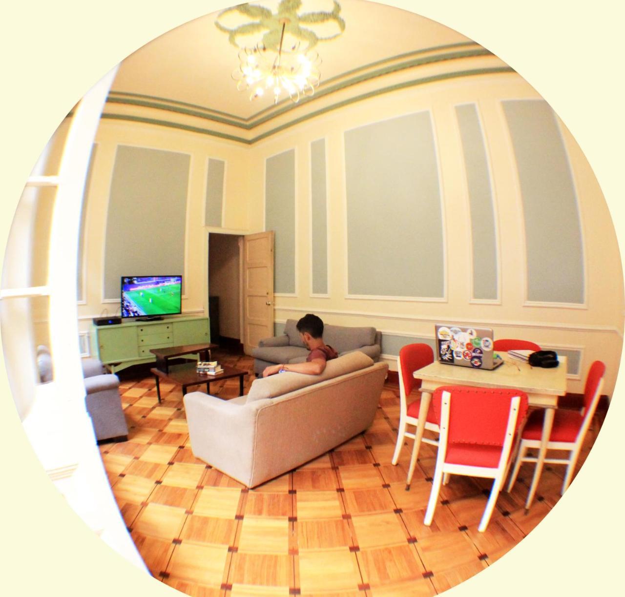 Hostal R10 Bogota Bagian luar foto