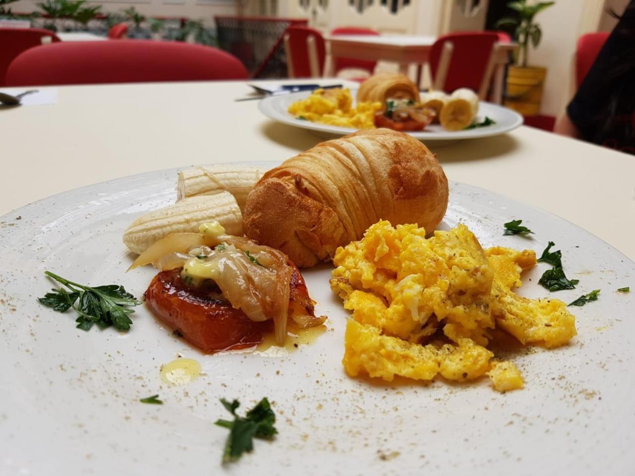 Hostal R10 Bogota Bagian luar foto