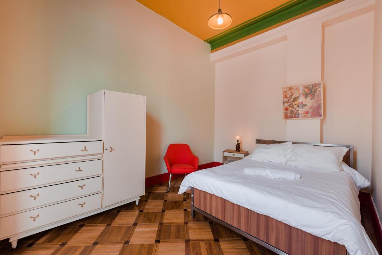 Hostal R10 Bogota Bagian luar foto